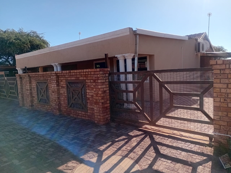 3 Bedroom Property for Sale in Kathu Northern Cape